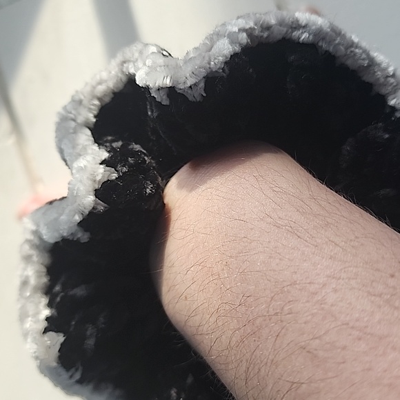 Grey/black Scrunchie - Picture 2 of 2